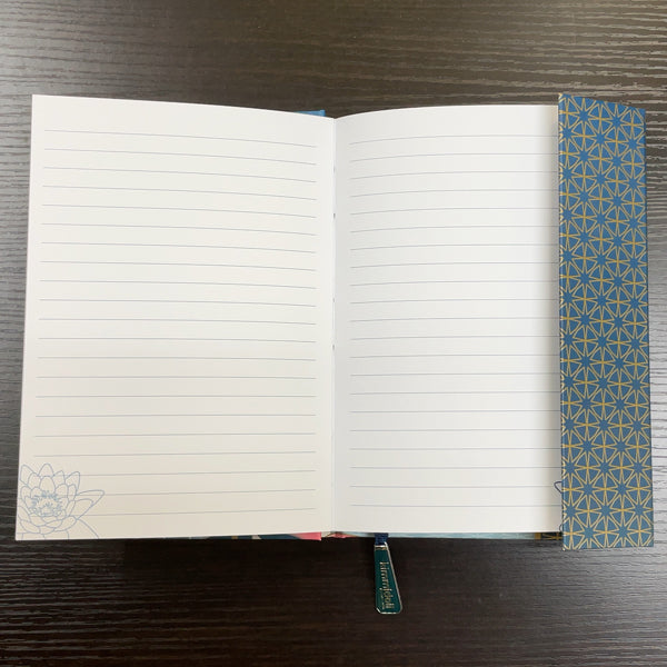 Kimmidoll 日本の女性の名前が付けられたこけしのA5ジャーナルノート, KS0390