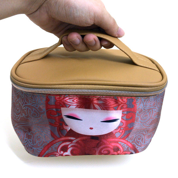 Kimmidoll 日本の女性の名前が付けられたこけしの化粧ポーチ(YOKA), KF1034
